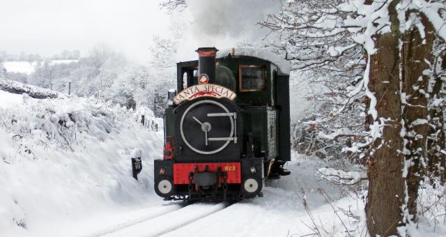 Santa Special nears Llanfair Caereinion Santa Special nears Llanfair Caereinion