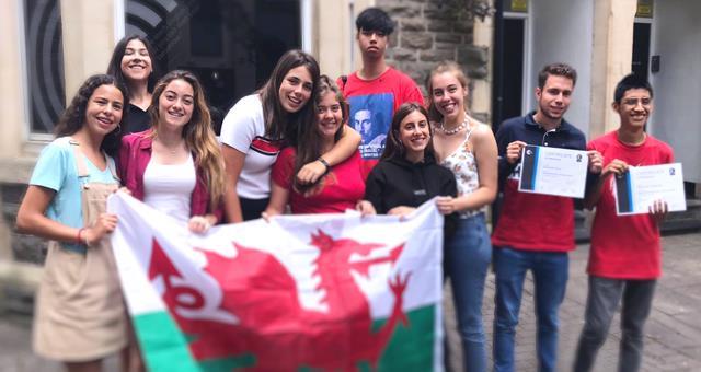Students outside Celtic English Academy Students outside Celtic English Academy
