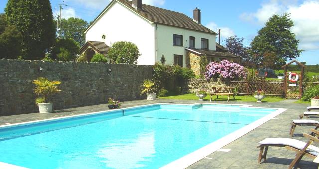 Sparkling swimming pool Sparkling swimming pool