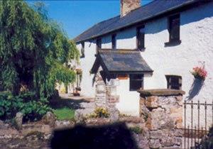 Clawdd Coch Guest House