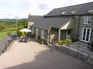 Llanoddian Isaf Holiday Cottages Self Catering Welshpool Powys